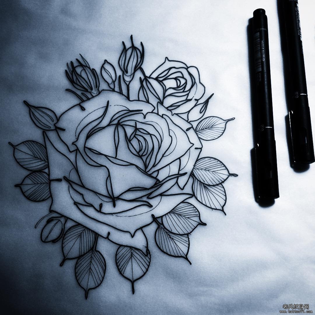 school玫瑰花线条纹身图案手稿