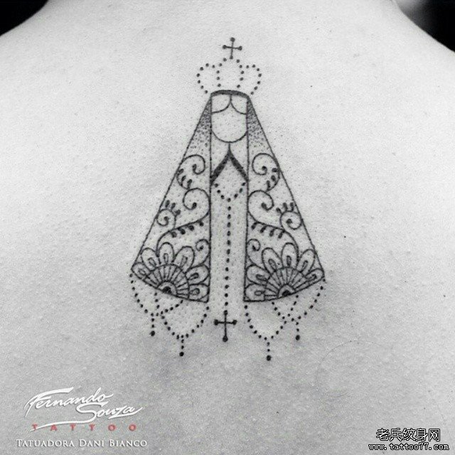 背部点刺小清新十字架梵花tattoo纹身图案