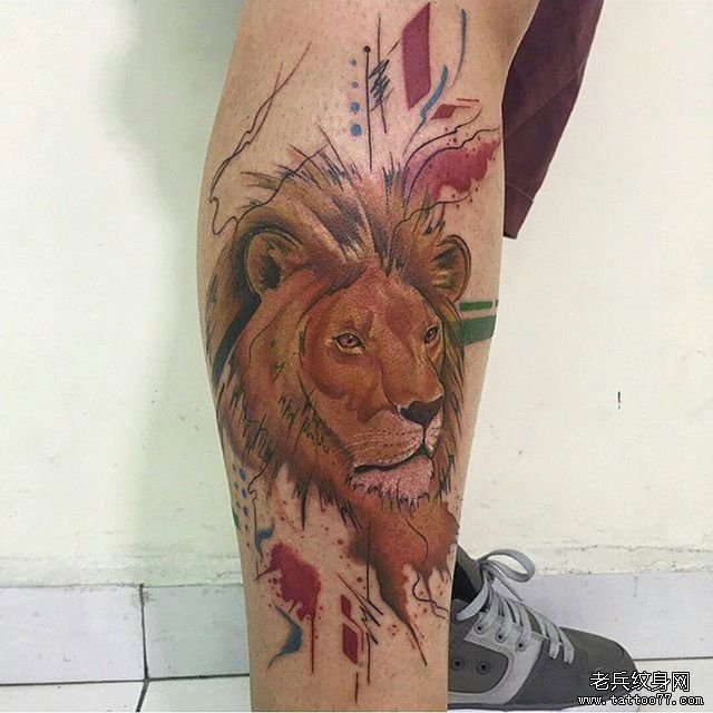 小腿欧美泼墨狮子tattoo纹身图案