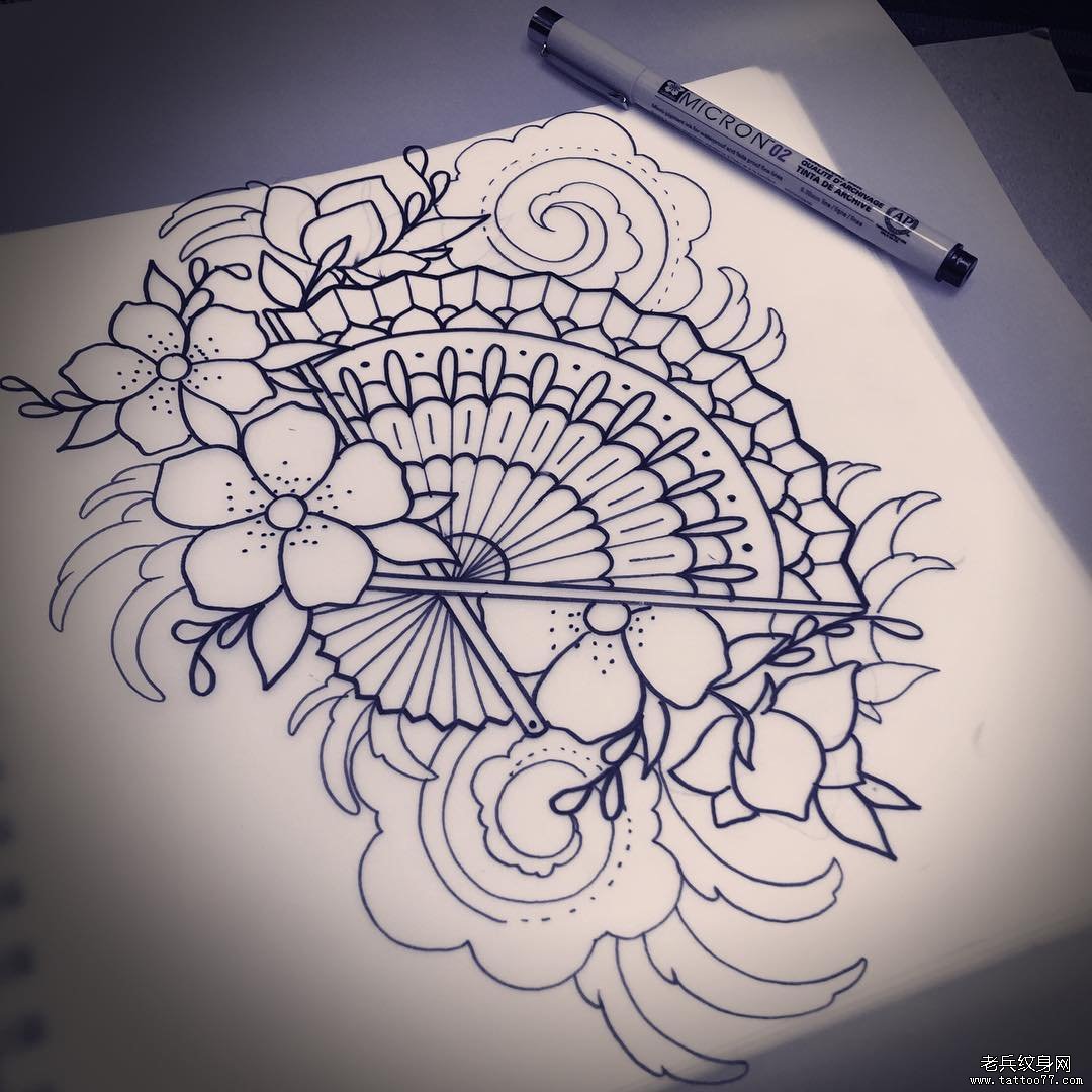 传统扇子樱花纹身图案手稿