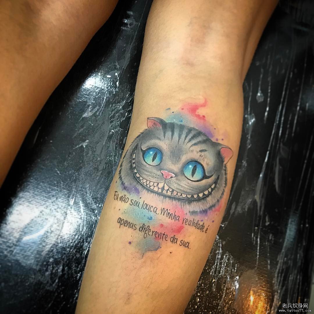 小腿泼墨欧美猫英文字母纹身图案