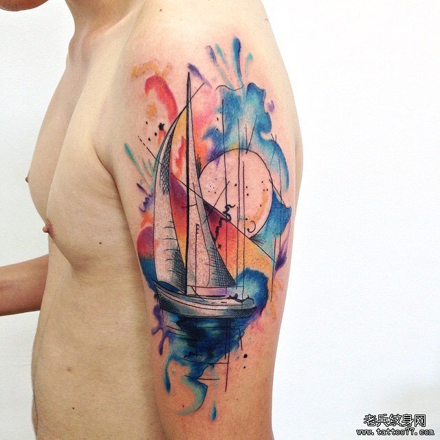 大臂帆船日出泼墨纹身图案