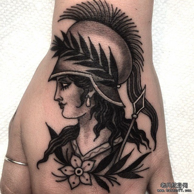 手背欧美罗马女战士纹身图案