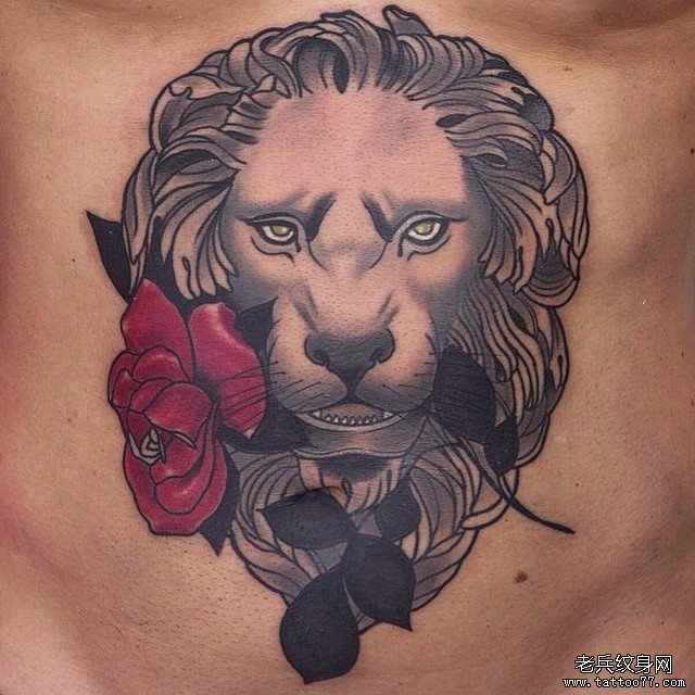 腹部欧美狮子玫瑰school纹身图案