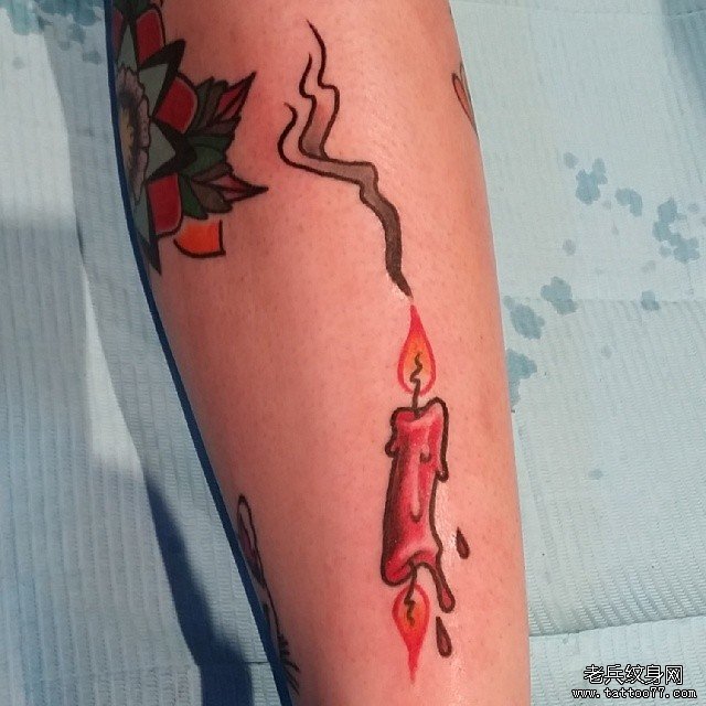 小腿欧美school燃烧的蜡烛纹身图案