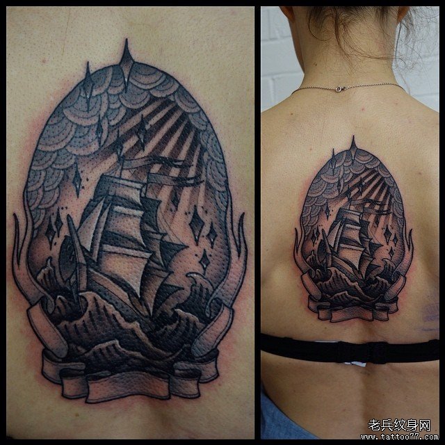背部欧美帆船海浪黑灰纹身图案