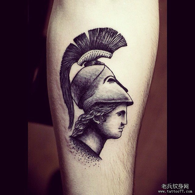 小臂罗马战士黑灰纹身图案