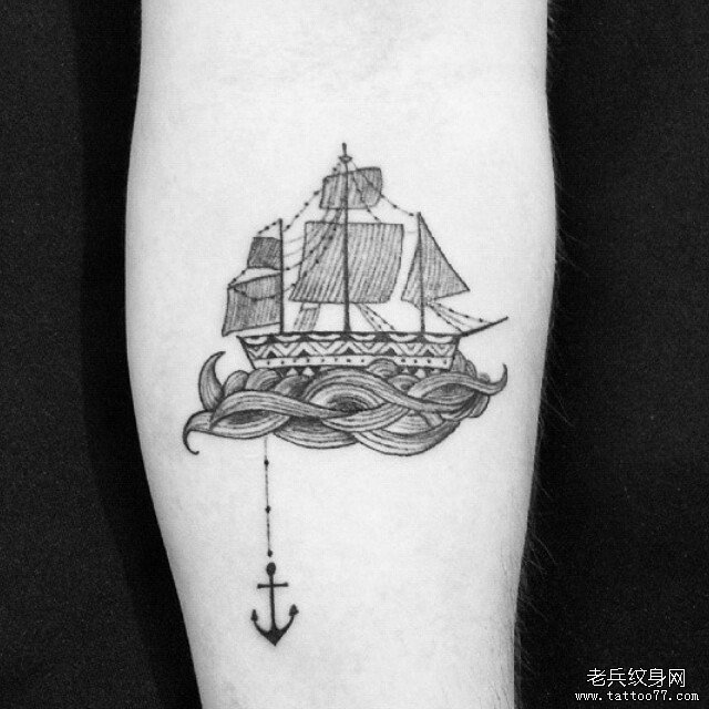 小臂小清新帆船船锚线条纹身图案