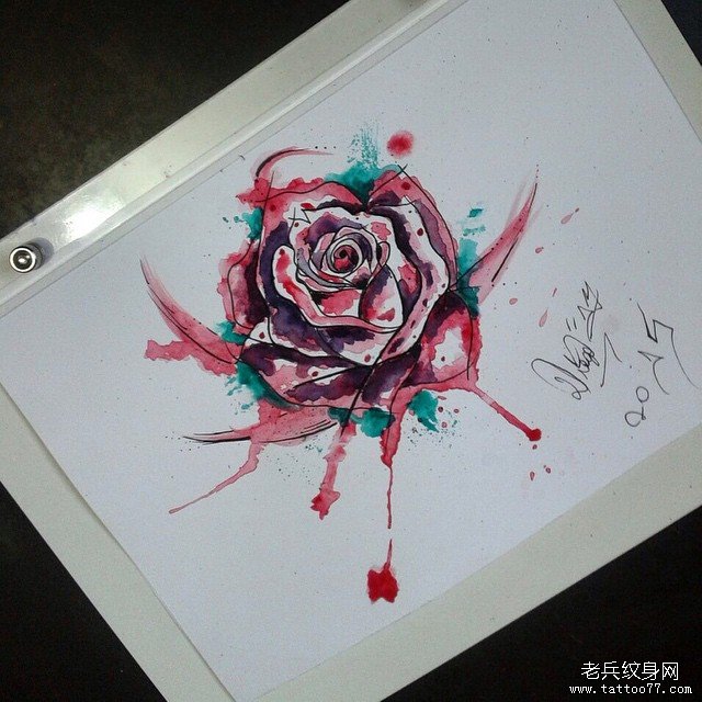 欧美泼墨玫瑰纹身图案手稿