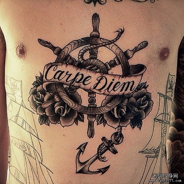 胸部船舵玫瑰欧美字母纹身图案