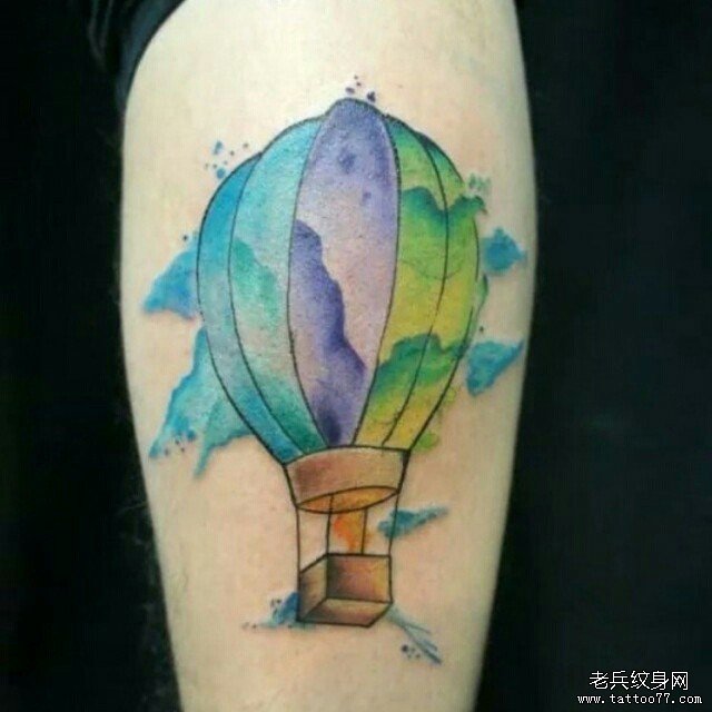 小腿泼墨热气球彩色纹身图案