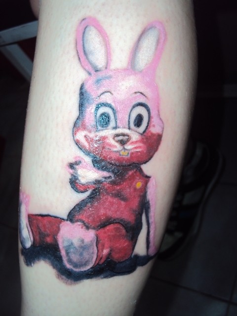 3D卡通风格的彩色兔子纹身图案