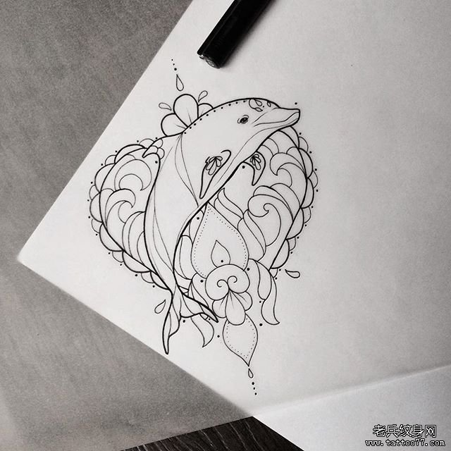 海豚小清新线条爱心纹身图案手稿