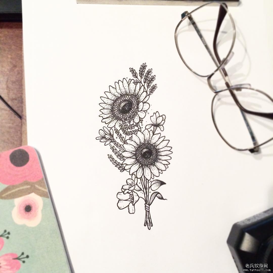 欧美向日葵花卉点刺纹身图案手稿