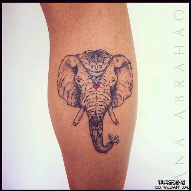 小腿大象点刺头像纹身图案