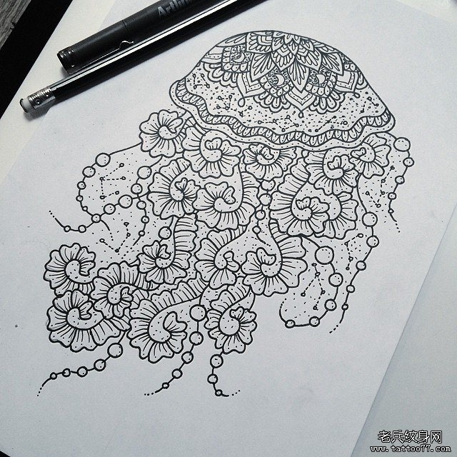 欧美线条梵花组合水母纹身图案手稿