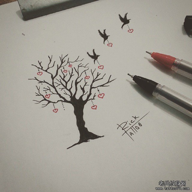 小清新树小鸟心形纹身图案手稿