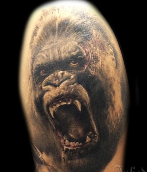 大臂愤怒的大猩猩逼真纹身图案