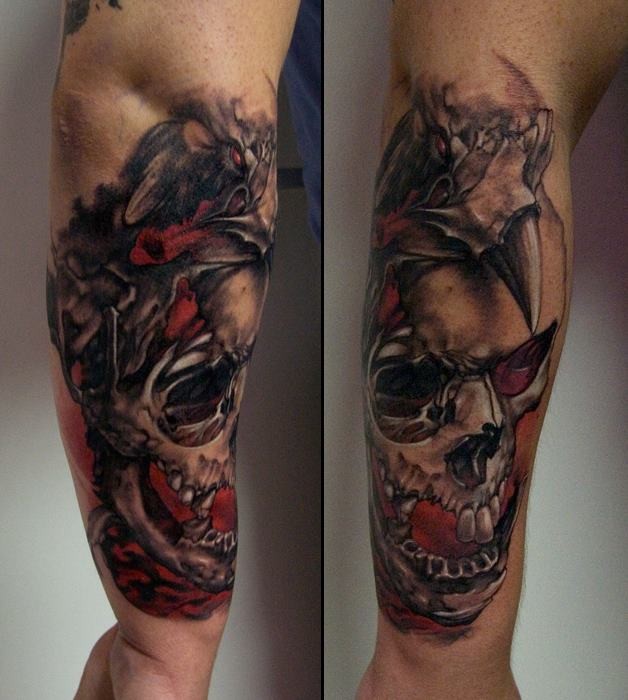 手臂3D彩色的骷髅与恶魔乌鸦纹身图案