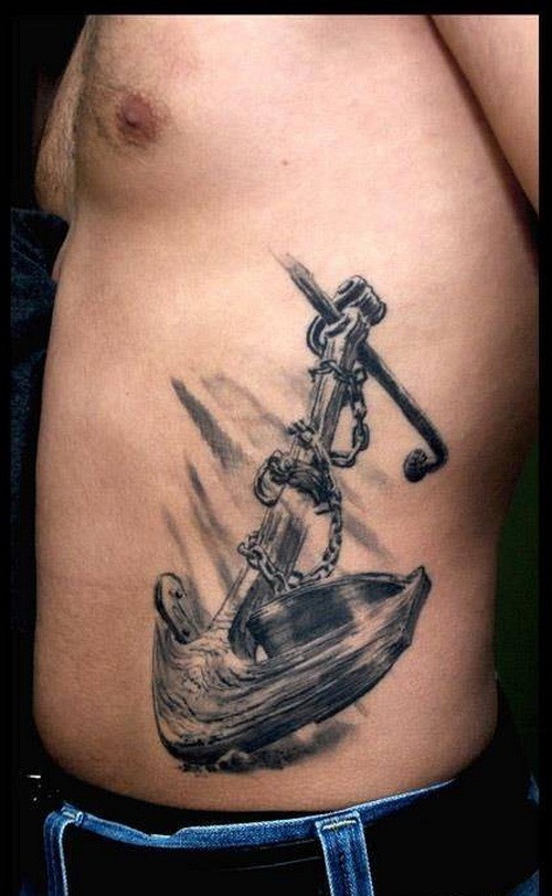 侧肋巨大的黑白铁链船锚纹身图案