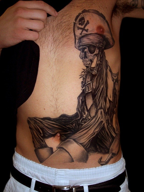侧肋彩绘3D骷髅海盗个性纹身图案