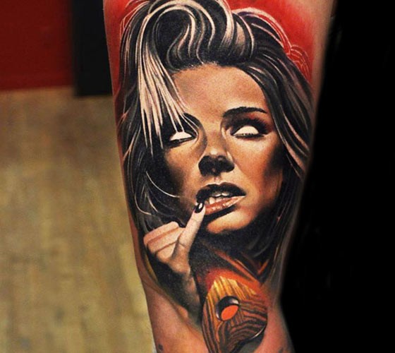 恶魔女人肖像写实风格手臂纹身图案
