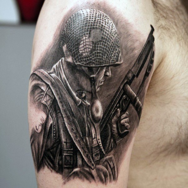 写实的黑白二战美国士兵手臂纹身图案