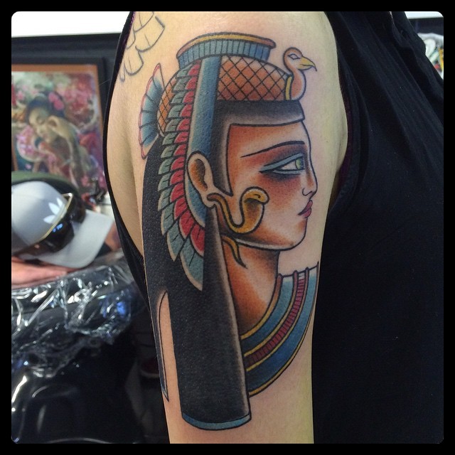 old schoo埃及传统彩色女子肖像手臂纹身图案