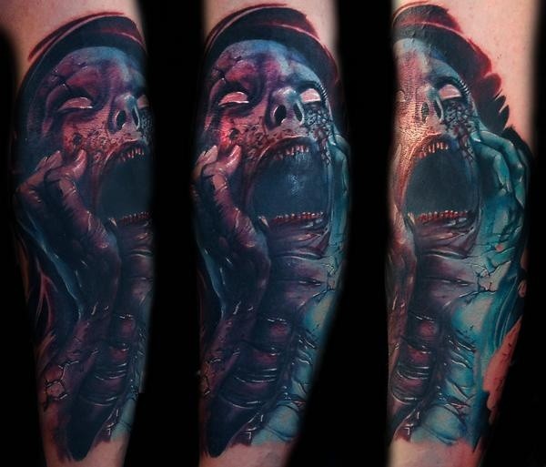 彩色恐怖风格的怪物肖像手臂纹身图案