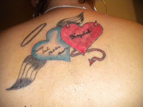 心形天使和恶魔彩色纹身图案