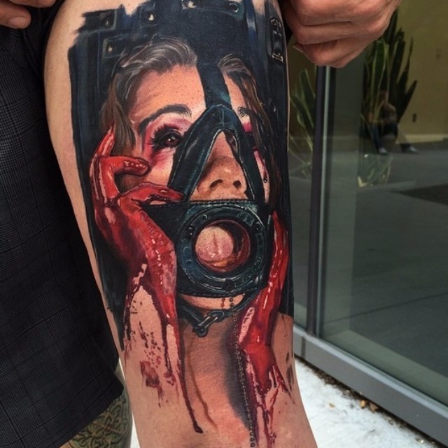 手臂可怕的3D血腥女人和面具纹身图案