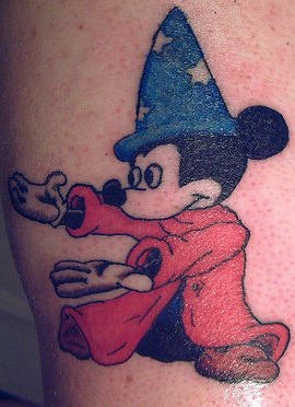 米奇老鼠魔术造型彩色卡通纹身图案