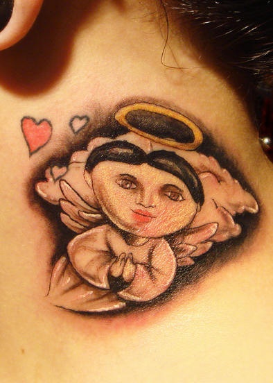 卡通的墨西哥天使颈部纹身图案