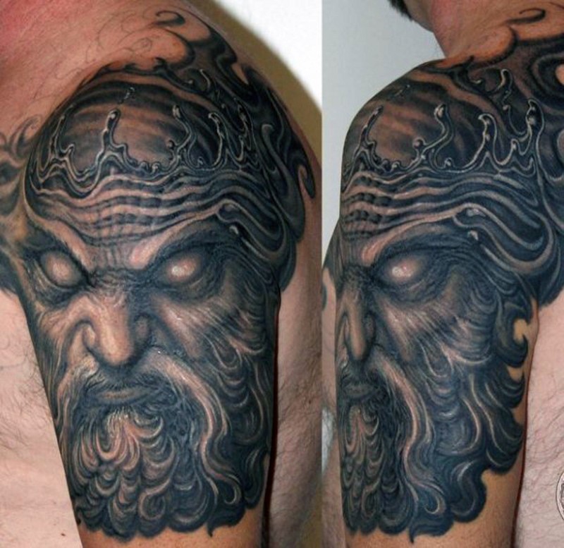 手臂3D邪恶的海神怪物纹身图案