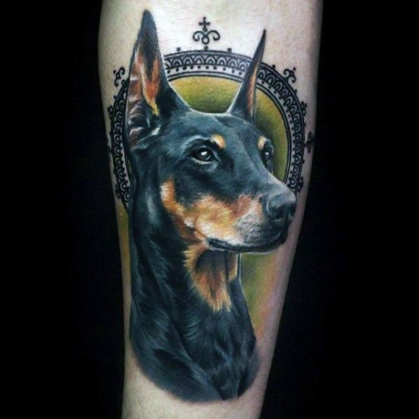 华丽的3D逼真彩色狗头像纹身图案