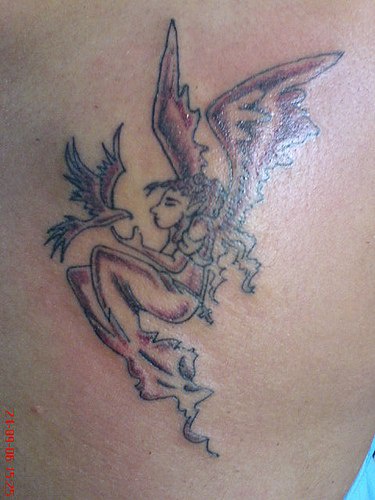 小鸟和天使简约纹身图案
