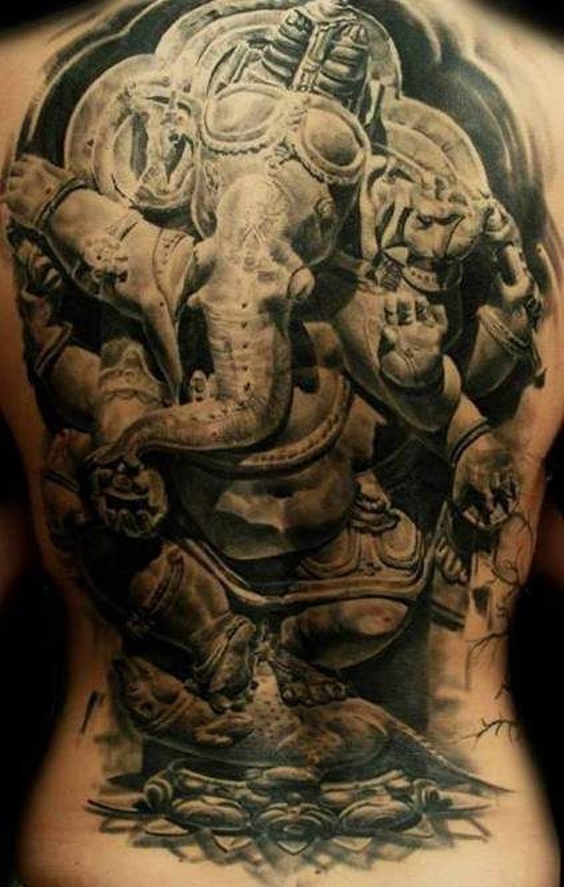 很酷的印度风格黑白大象纹身图案