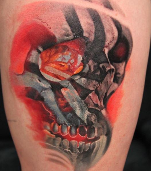 大腿3D风格彩色骷髅与饰品纹身图案