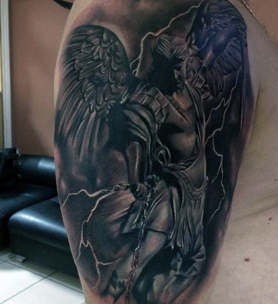 手臂黑白闪电与天使战士纹身图案