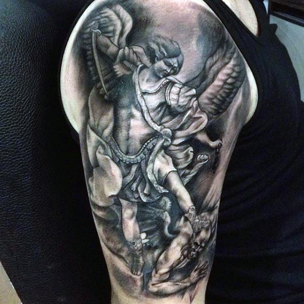 手臂old school黑色天使战士与恶魔纹身图案