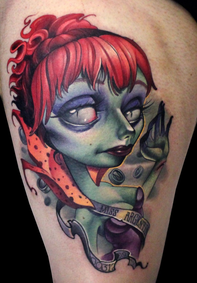 大腿彩色的3D怪物女人和字母纹身图案