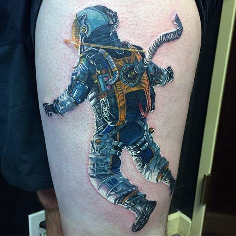 大腿3D逼真的彩色宇航员纹身图案