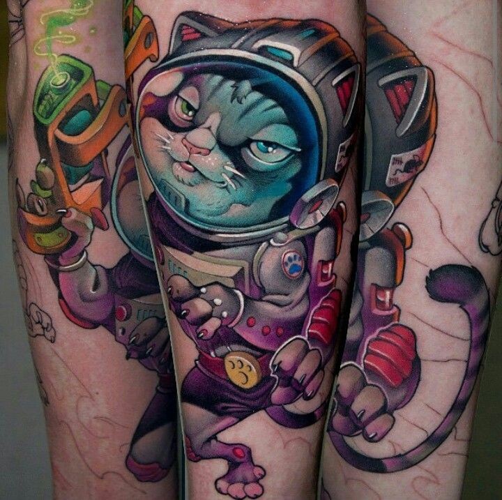 新流派彩色邪恶宇航员猫手臂纹身图案
