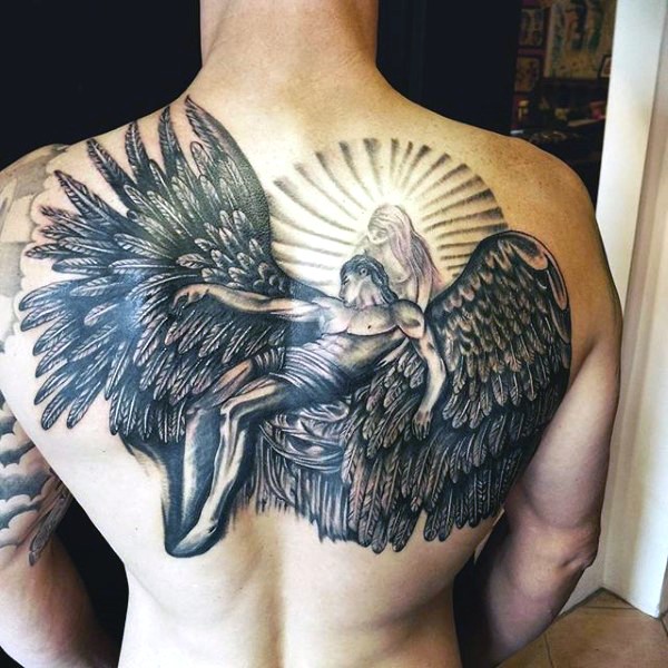 非常精致的堕落天使背部纹身图案