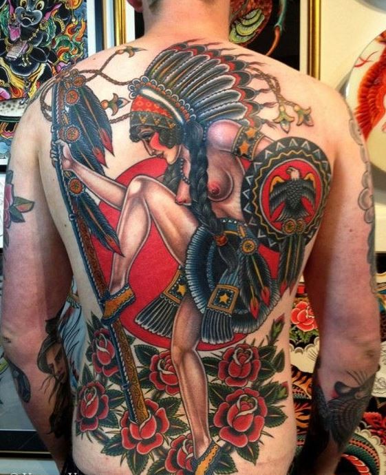 满背伟大的彩色美洲土著女孩勇士纹身图案