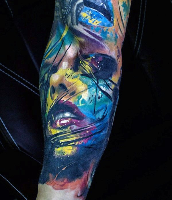 手臂抽象风格彩色女性肖像纹身图案