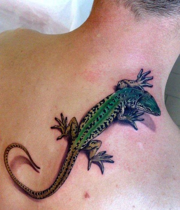 绿色自然蜥蜴3D写实背部纹身图案
