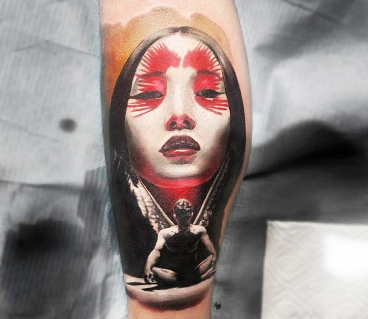 手臂日式彩色神秘女子与天使男孩纹身图案