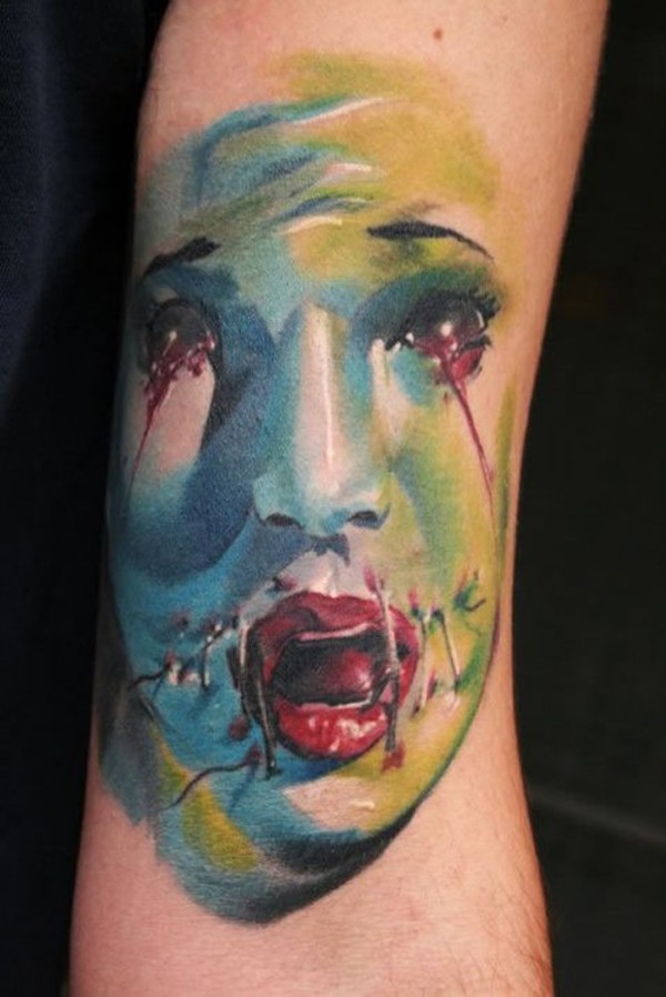 血腥怪物女人彩色手臂纹身图案