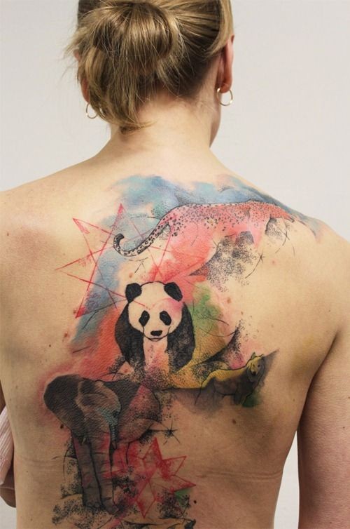 背部水彩熊猫和大象纹身图案
